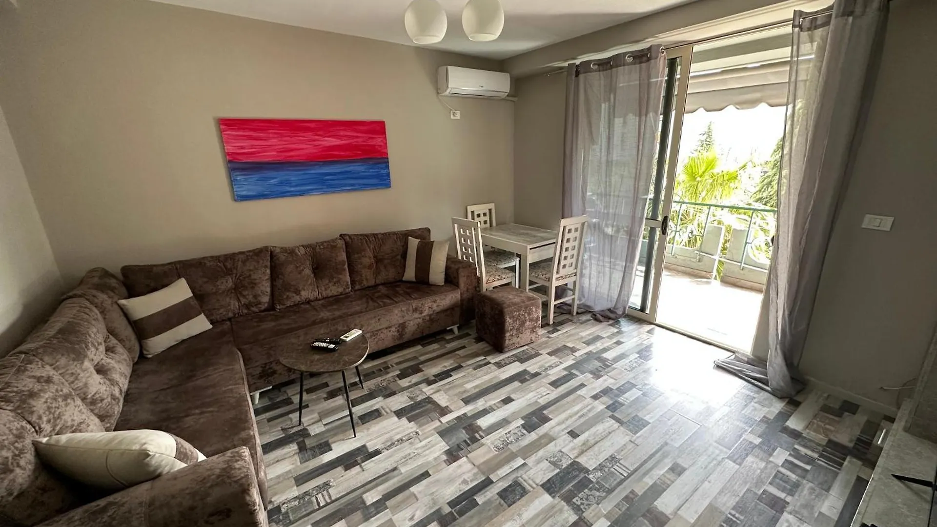 Piazza City Center Apartment Tirana